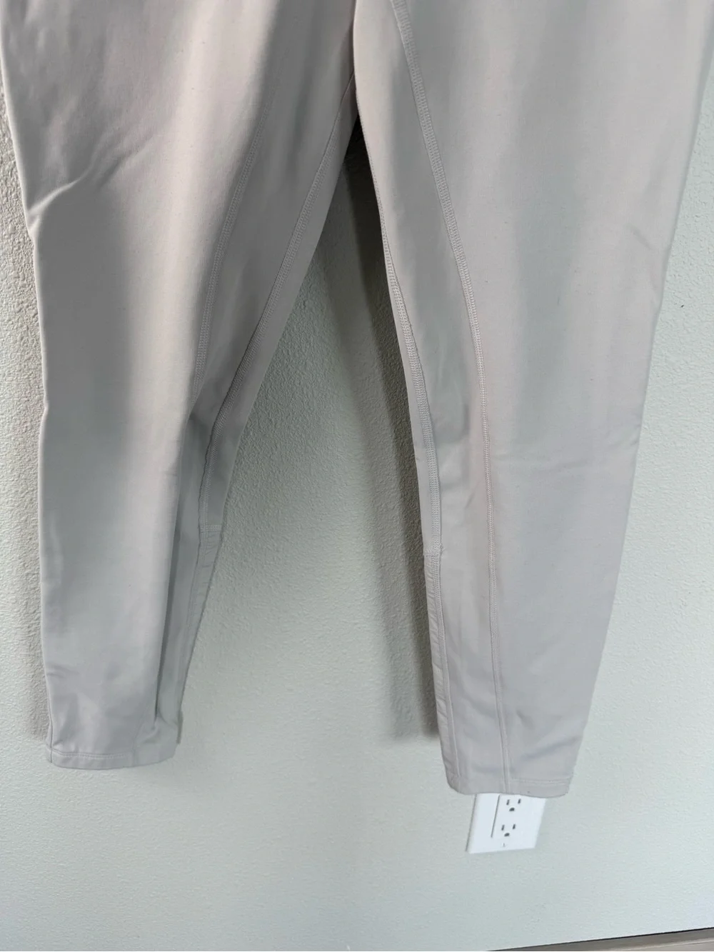 Athleta Peak Hybrid Fleece Tight Pant Birch Grey Winter Sport Ski Women’s Medium